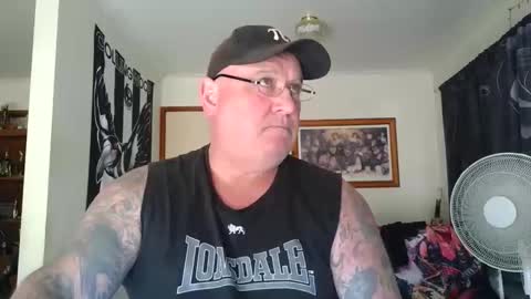 Snapshot of tattzsexy chatting on February 2026 04:40:02 AM tattzsexy online show from February 2026 04:40:02 AM