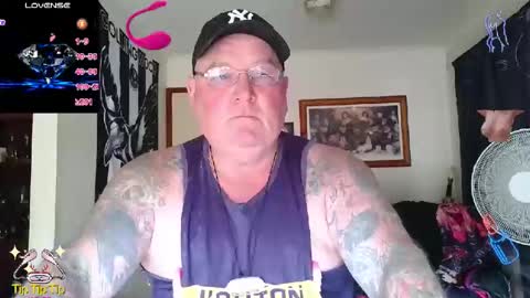 Snapshot of tattzsexy chatting on February 2026 05:28:02 AM tattzsexy online show from February 2026 05:28:02 AM