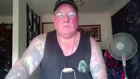 Snapshot of tattzsexy chatting on May 2026 02:05:01 AM tattzsexy online show from May 2026 02:05:01 AM