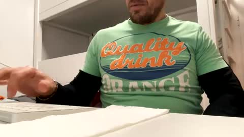 Tatuador40 online show from March 2025 07:42:02 PM