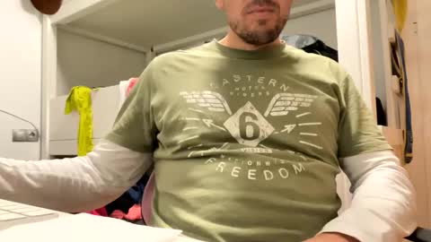 Tatuador40 online show from November 2025 11:36:02 PM