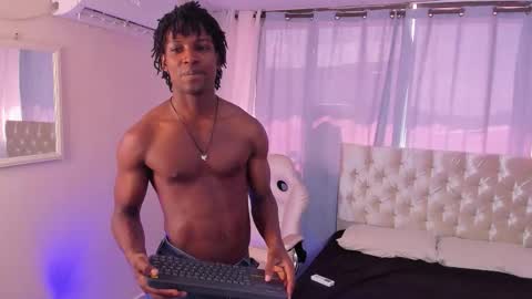 tau_montes online show from November 2025 02:28:01 PM