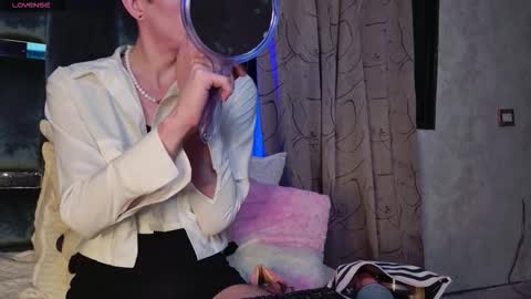 taurito___ online show from October 2025 06:10:02 AM