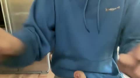 Snapshot of tauromolo chatting on February 2026 06:03:01 PM tauromolo online show from February 2026 06:03:01 PM