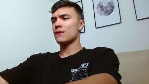 Snapshot of taurus4k chatting on January 2025 03:15:01 AM taurus4k online show from January 2025 03:15:01 AM