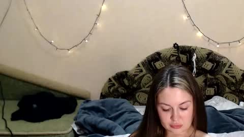 Taya online show from March 2026 02:33:02 PM