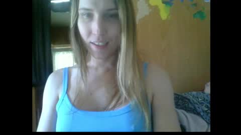 taylafox online show from January 2025 06:19:02 PM