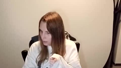 taylafox online show from November 2025 01:19:02 AM