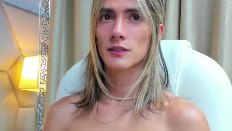 Snapshot of tayler_swift1 chatting on February 2025 06:00:01 AM tayler_swift1 online show from February 2025 06:00:01 AM