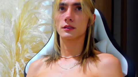 Snapshot of tayler_swift1 chatting on October 2025 12:12:02 AM tayler_swift1 online show from October 2025 12:12:02 AM