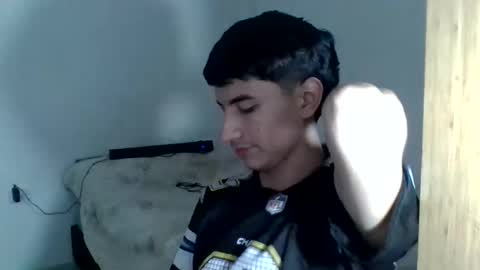 taylor1520 online show from November 2025 04:12:02 PM