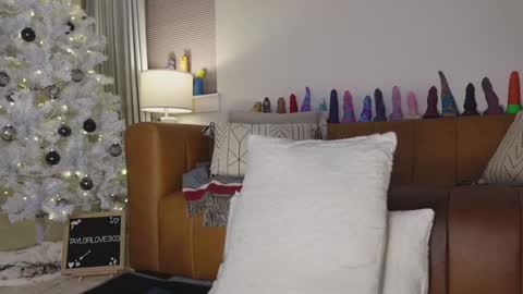 Taylor --  online show from November 2025 11:21:02 AM