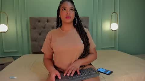 Taylor  online show from February 2025 04:14:02 AM