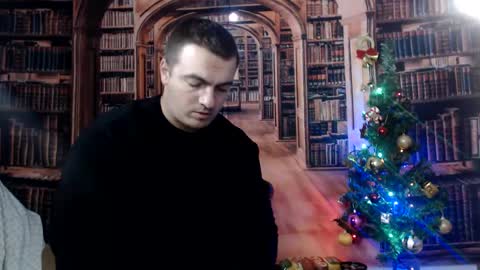 Snapshot of taylorhot33 chatting on December 2024 10:44:02 AM TAYLOR the MASTER online show from December 2024 10:44:02 AM