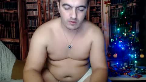 Snapshot of taylorhot33 chatting on December 2024 07:06:01 PM TAYLOR the MASTER online show from December 2024 07:06:01 PM