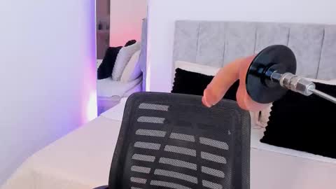 Taylor online show from January 2026 08:35:01 PM