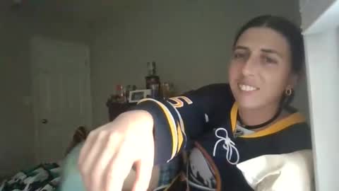 Snapshot of taylorslay chatting on April 2026 11:07:01 PM taylorslay online show from April 2026 11:07:01 PM