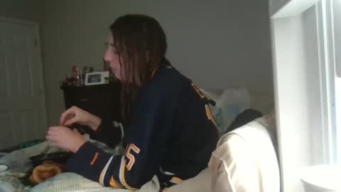 Snapshot of taylorslay chatting on April 2026 07:33:02 PM taylorslay online show from April 2026 07:33:02 PM