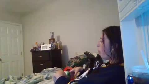 Snapshot of taylorslay chatting on April 2026 11:54:02 PM taylorslay online show from April 2026 11:54:02 PM