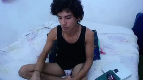 Snapshot of tayronx33 chatting on December 2024 06:04:02 PM Tayron online show from December 2024 06:04:02 PM