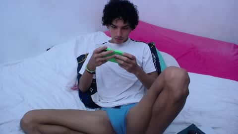 Snapshot of tayronx33 chatting on December 2024 04:11:01 PM Tayron online show from December 2024 04:11:01 PM