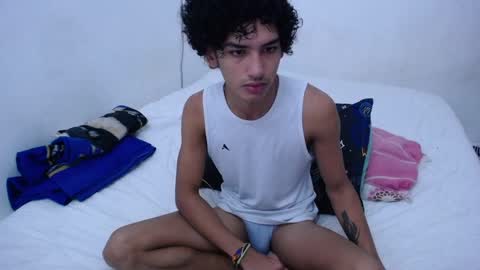 Snapshot of tayronx33 chatting on December 2024 02:51:01 PM Tayron online show from December 2024 02:51:01 PM