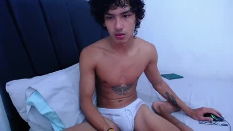 Snapshot of tayronx33 chatting on January 2025 02:30:02 PM Tayron online show from January 2025 02:30:02 PM