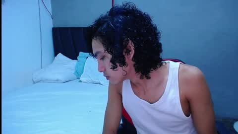 Snapshot of tayronx33 chatting on October 2025 05:22:02 PM Tayron online show from October 2025 05:22:02 PM