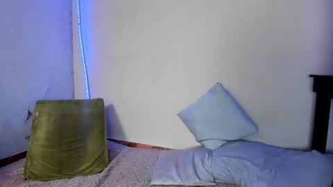 Snapshot of taysonysasha chatting on July 2026 09:08:01 PM ask for cum online show from July 2026 09:08:01 PM