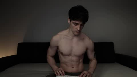 Snapshot of taziro chatting on April 2026 09:51:02 AM Ean online show from April 2026 09:51:02 AM