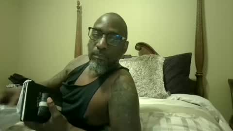 Snapshot of tchsul chatting on May 2026 07:50:02 AM TOUCH online show from May 2026 07:50:02 AM