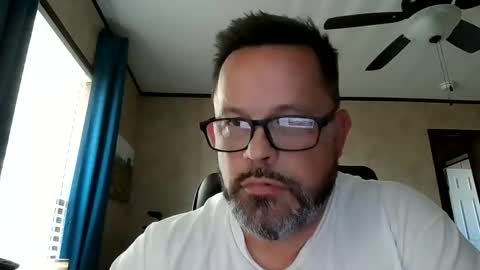 tdhawk87 online show from December 2025 08:26:02 PM