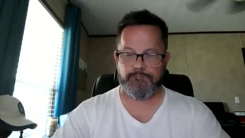 Snapshot of tdhawk87 chatting on April 2026 10:34:02 PM tdhawk87 online show from April 2026 10:34:02 PM