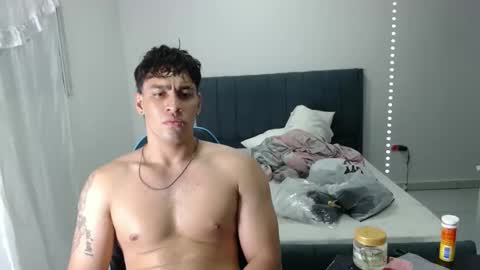 team23hot0 online show from September 2025 01:28:01 AM