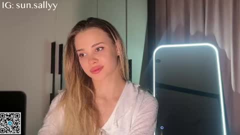 Snapshot of teasekiss chatting on May 2026 06:13:01 PM Sally and Sandy online show from May 2026 06:13:01 PM