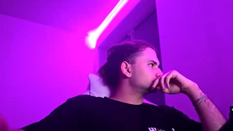 Snapshot of teasenova chatting on October 2025 08:07:02 PM Vlad online show from October 2025 08:07:02 PM