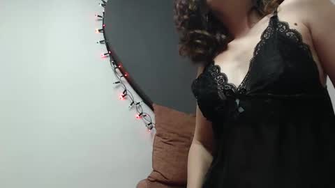 ALICIA--- online show from January 2026 09:11:01 AM