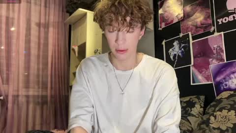 Alice     online show from April 2026 11:36:01 PM