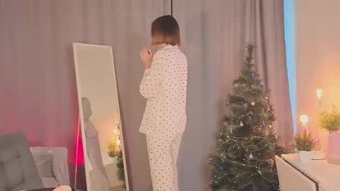 all me precious   online show from December 2025 06:07:02 AM