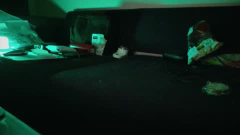 teddy_bananaaa online show from January 2026 11:19:01 PM