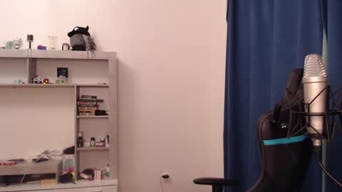 Teddy online show from December 2024 05:58:02 PM