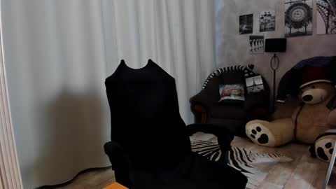 Teddy online show from January 2025 07:37:02 AM