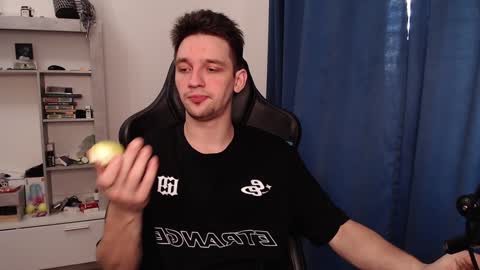 Teddy online show from February 2025 11:55:02 AM