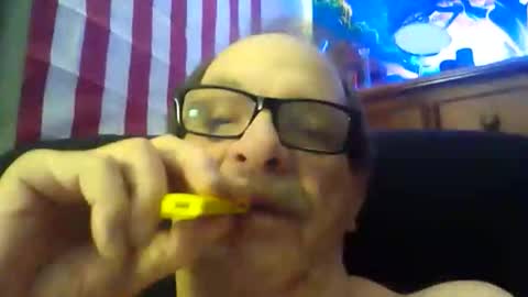 Snapshot of tedestep2 chatting on October 2025 09:06:01 PM tedestep2 online show from October 2025 09:06:01 PM