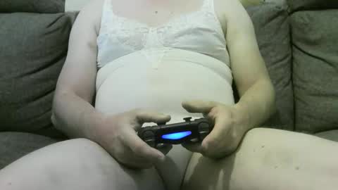 Chris online show from November 2025 09:46:02 PM