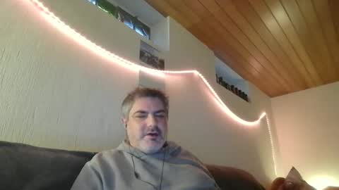 Peter online show from February 2025 07:18:01 AM