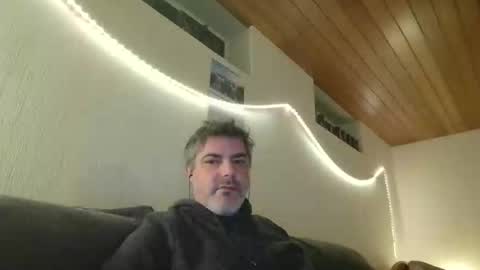 Peter online show from February 2025 01:10:01 AM