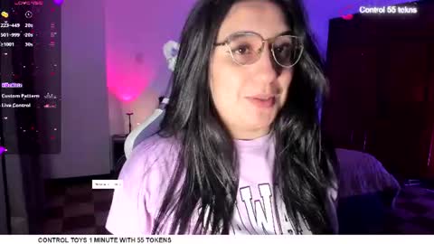 Snapshot of tellme_maddie chatting on June 2026 11:03:01 PM Maddie online show from June 2026 11:03:01 PM