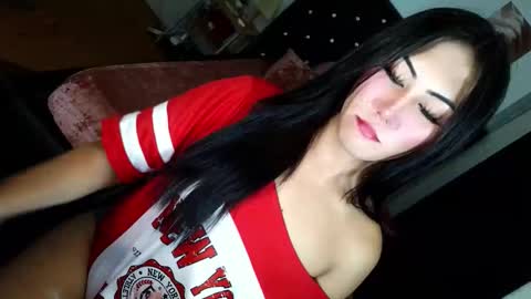 Snapshot of temptationoflust chatting on May 2026 06:09:01 PM Im Dianna DONT FORGET TO FOLLOW ME online show from May 2026 06:09:01 PM