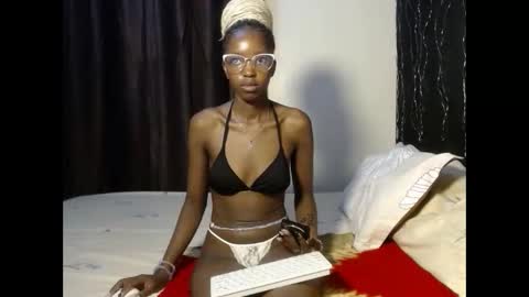 tempting_vibe online show from November 2025 09:59:02 PM